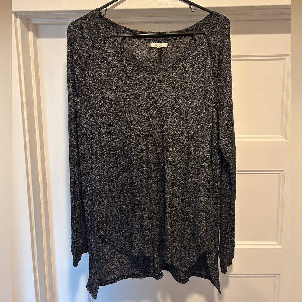 Women’s Medium Maurice’s Sweater